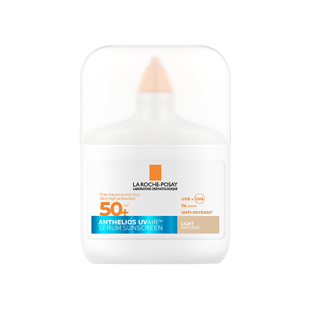 Anthelios UVair sz&iacute;nezett, ultrak&ouml;nnyű v&eacute;dősz&eacute;rum SPF 50+